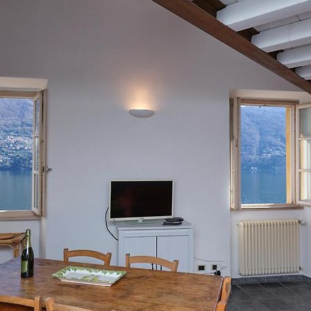 Cozy Suites On The Lake - The House Of Travelers Brienno Bagian luar foto