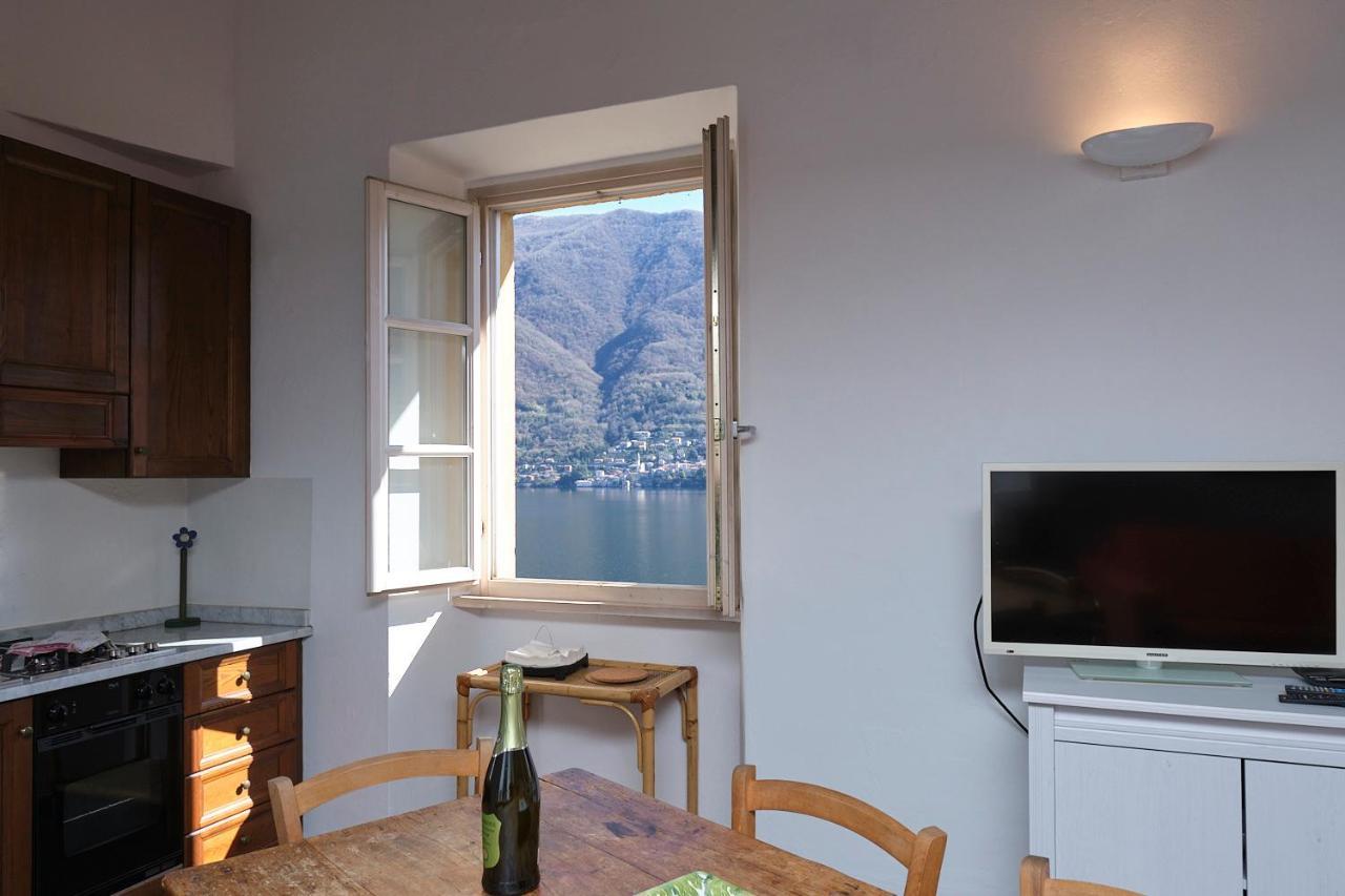 Cozy Suites On The Lake - The House Of Travelers Brienno Bagian luar foto
